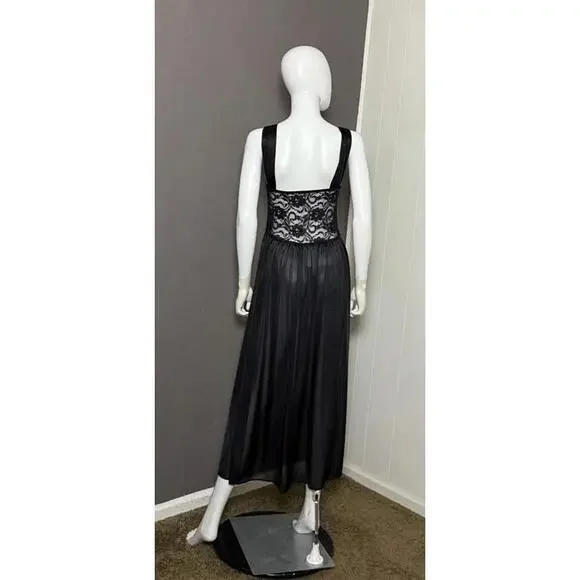 1970's Black Lacy Nightgown Keyhole Neck Full Sweep size L-XL - Picture 7 of 10